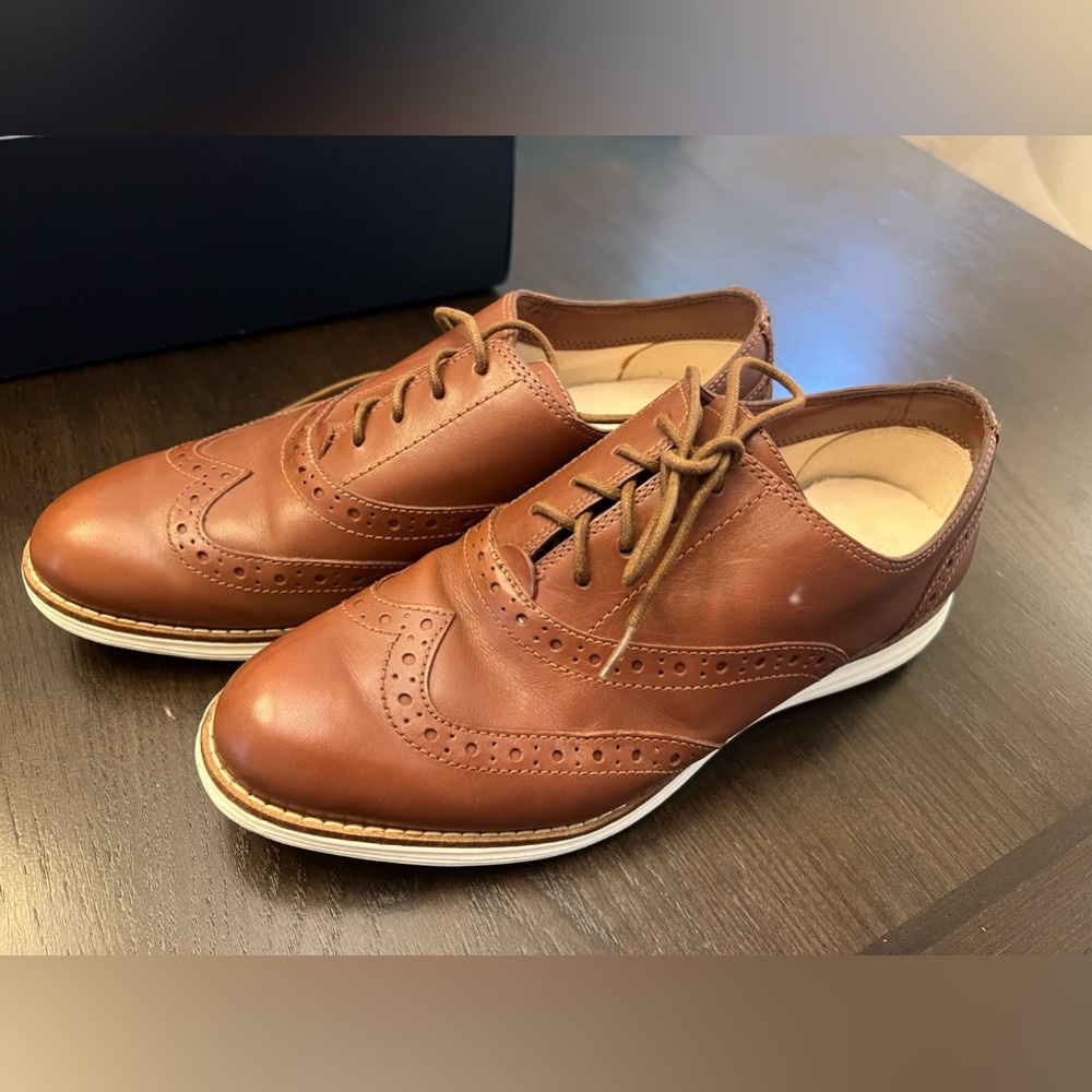 Pre owned Cole Haan Oxford Wingtip women size 7
